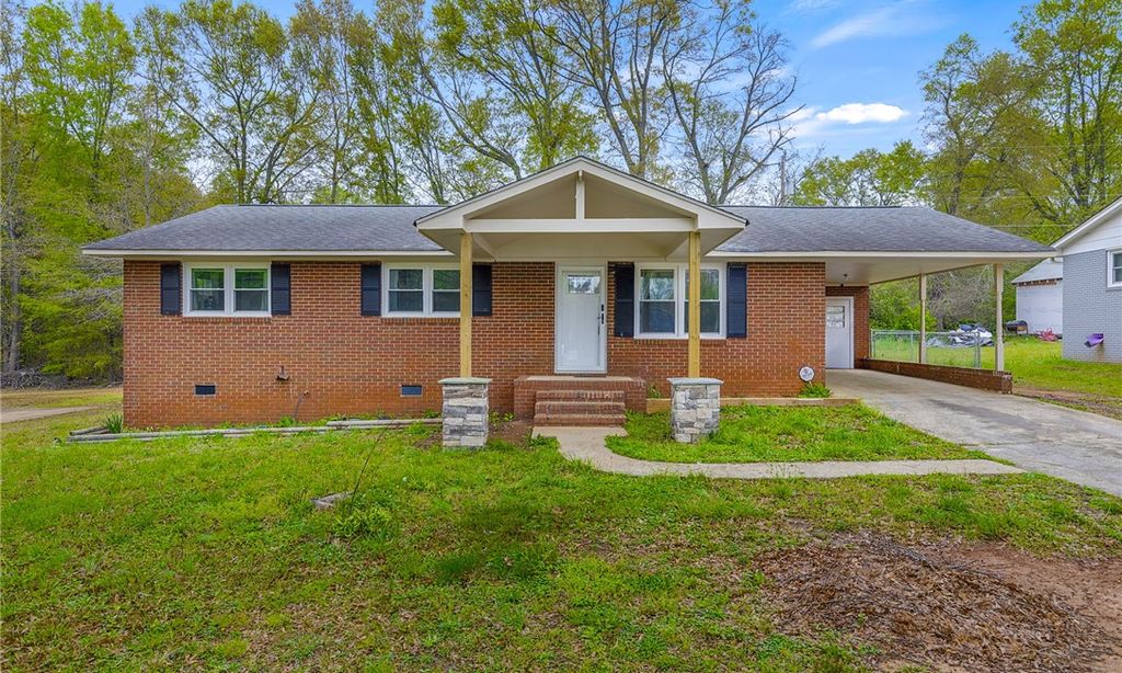 815 Winston Drive