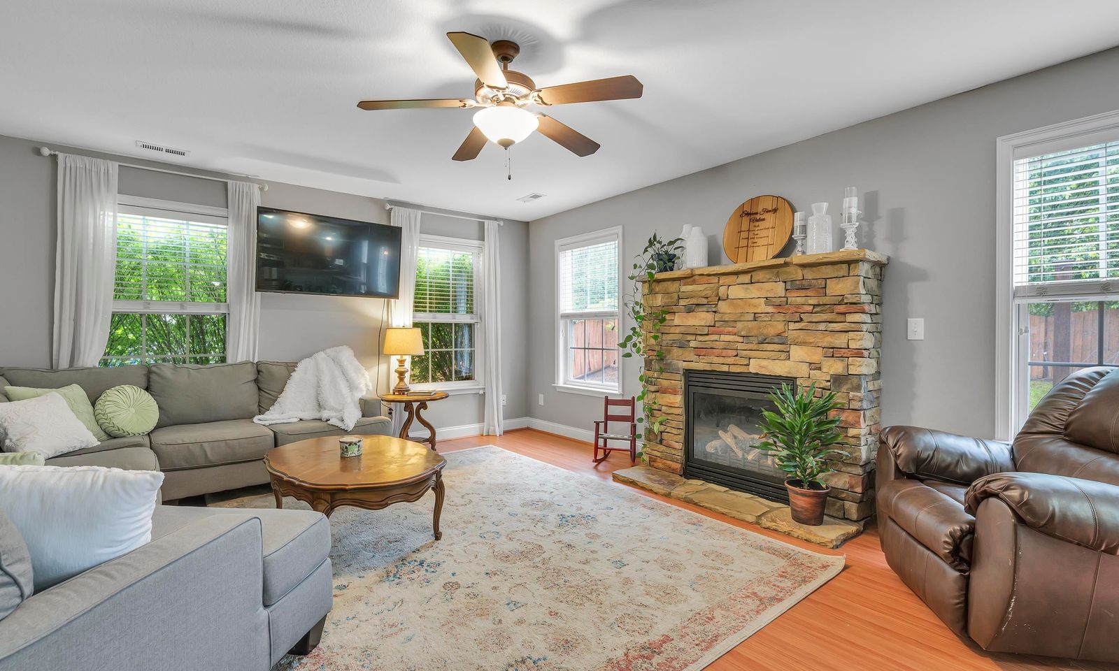 Property image 4 at 220 Silver Run Lane, Greenville, SC 29607