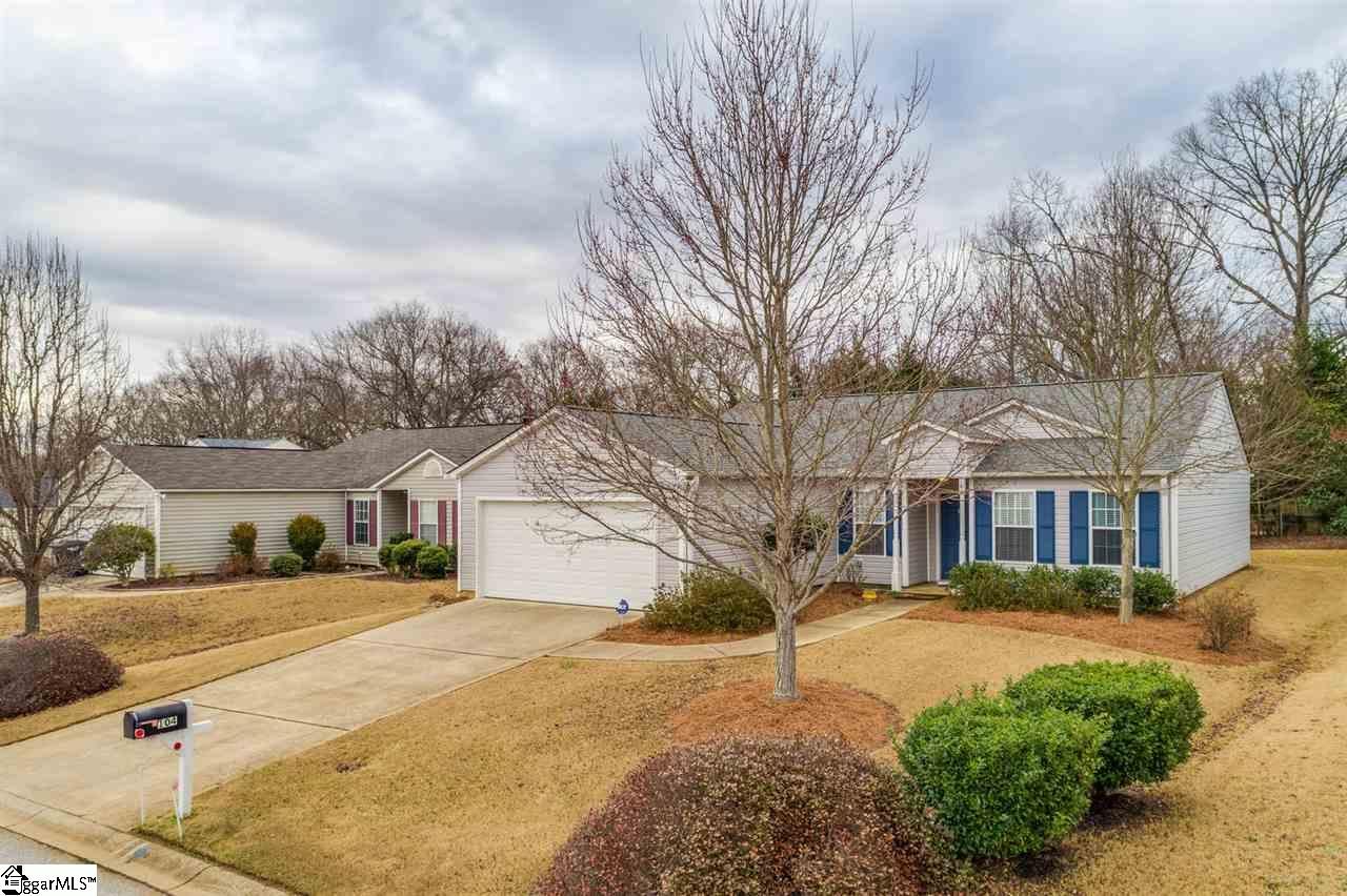 Property image 1 at 104 Willow Bend Drive, Taylors, SC 29687