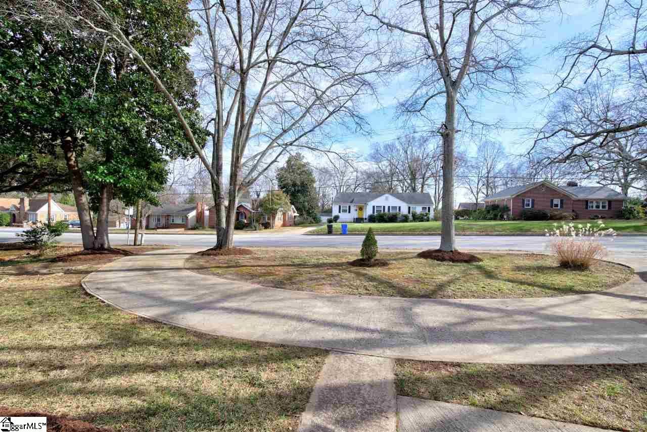 Property image 3 at 1811 E North Street, Greenville, SC 29607