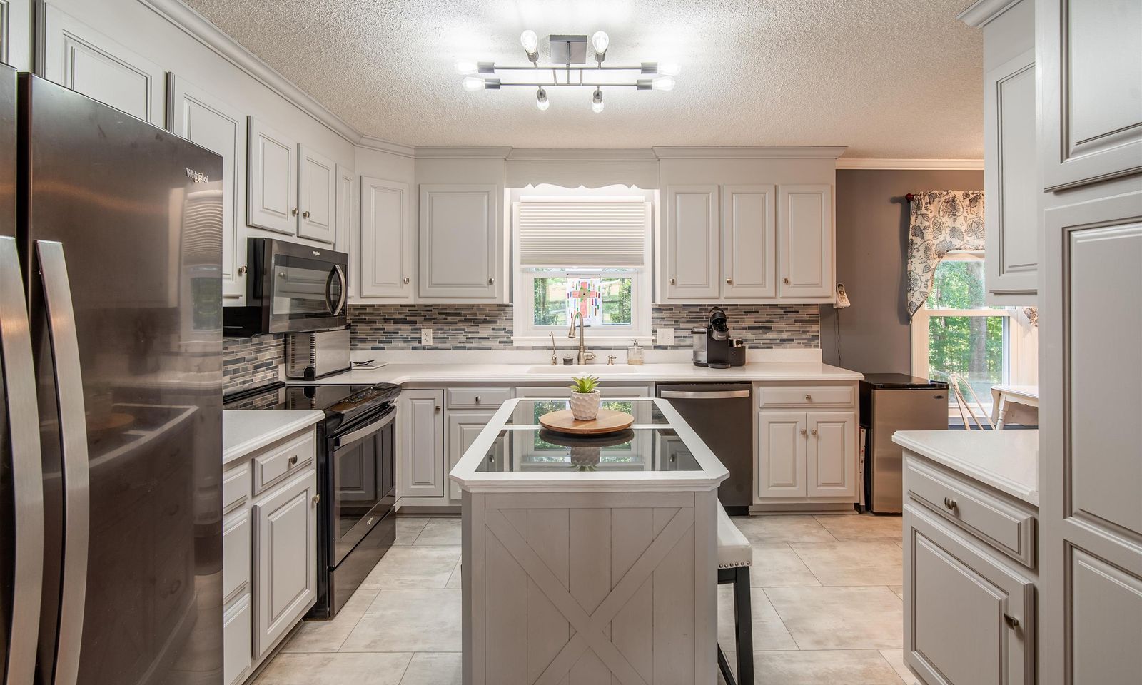 Property image 4 at 321 N Valley View Drive, Taylors, SC 29687
