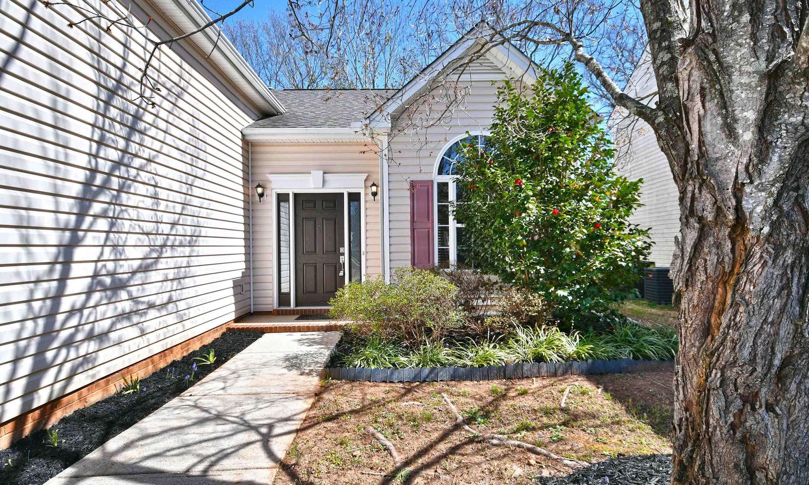 Property image 2 at 202 Clay Thorn Court, Greer, SC 29651