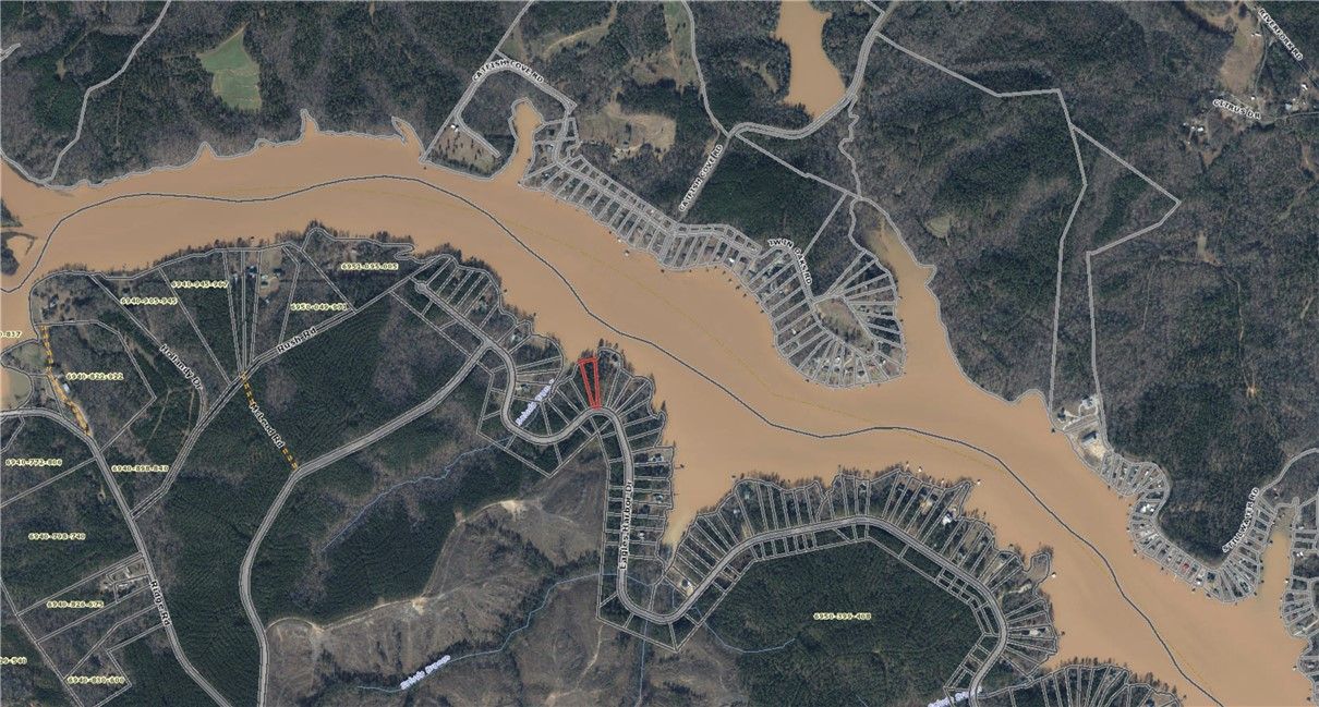 Property image 5 at 970 Eagles Harbor Drive, Hodges, SC 29653