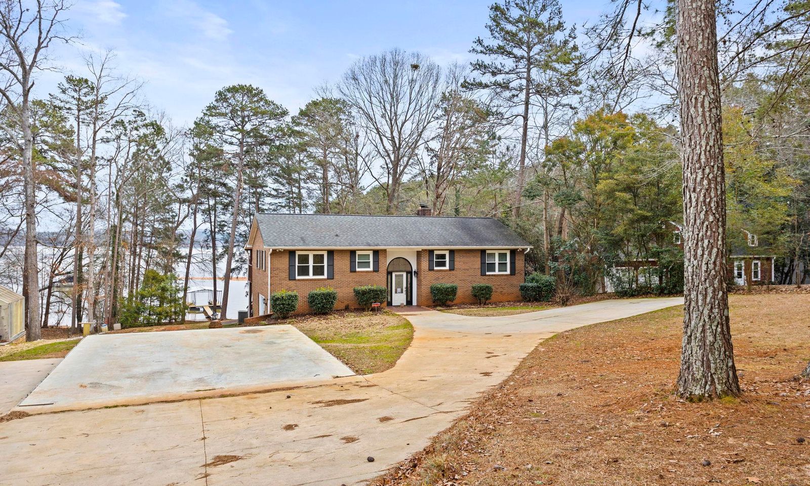 Property image 1 at 211 Circle Drive, Townville, SC 29689