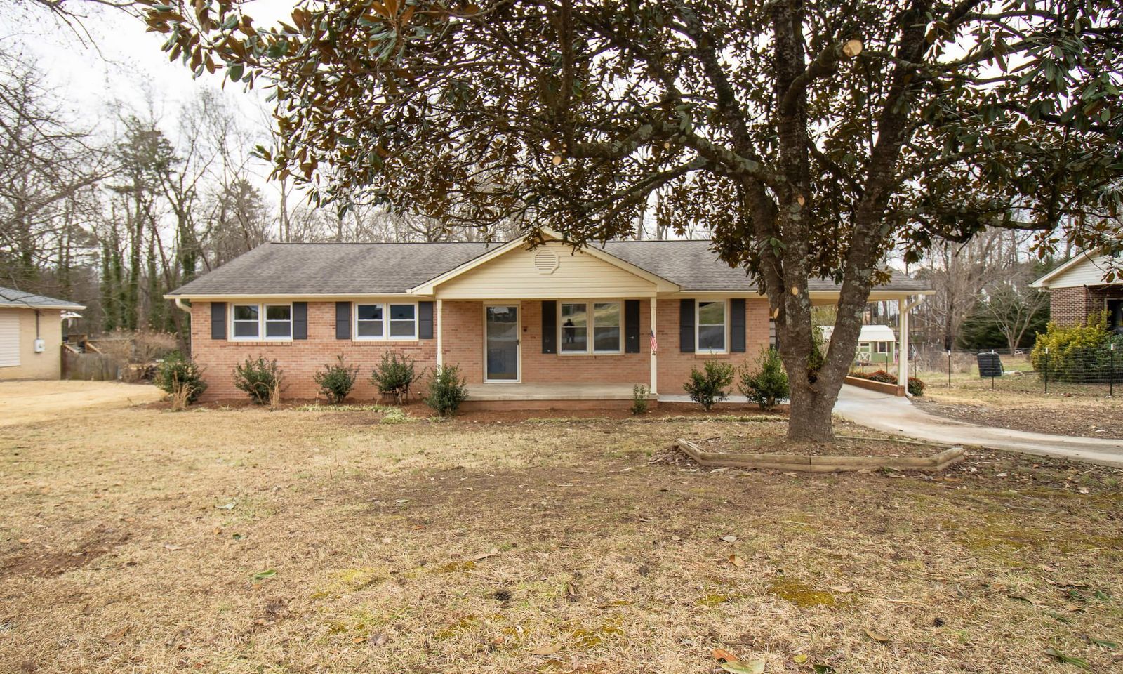 Main image of property at 624 Creighton Drive, Taylors, SC 29687
