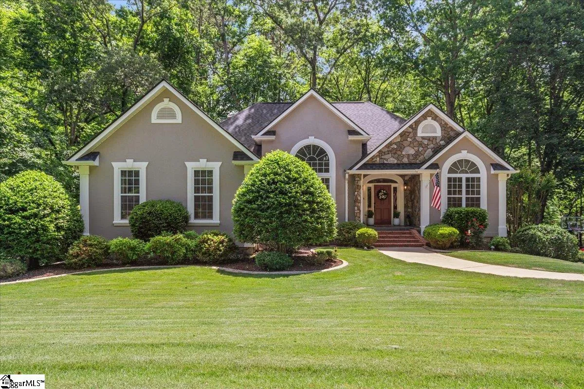110 Woodranch Lane