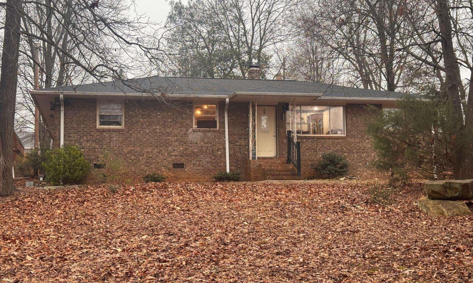 Property image 1 at 105 Bivings Drive, Duncan, SC 29334