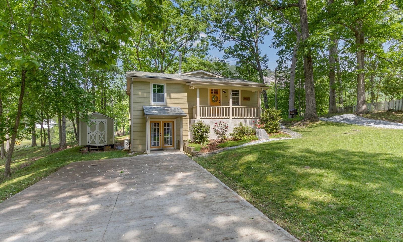 Property image 3 at 396 Big Rock Lake Road, Pickens, SC 29671