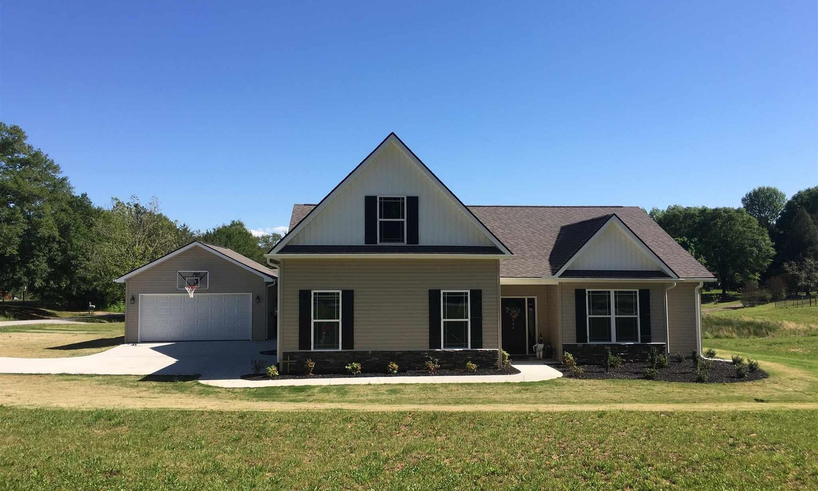 Main image of property at 404 Old Liberty Pickens Road, Pickens, SC 29671