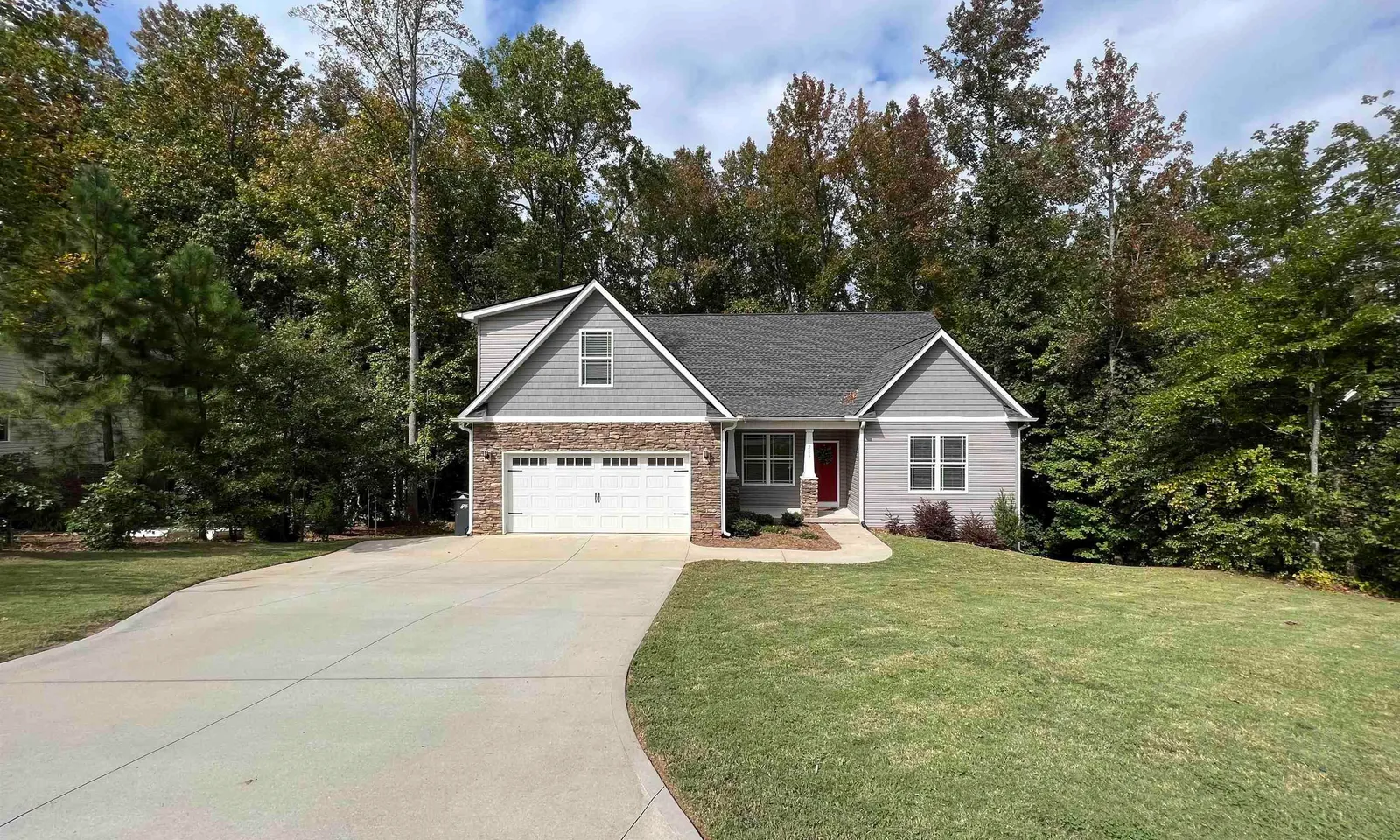 Points North, Travelers Rest Community