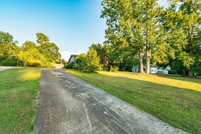 Property image 4 at 209 Oak Knoll Terrace, Anderson, SC 29625
