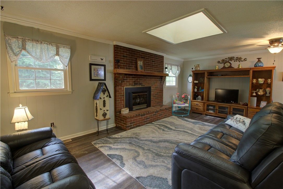 Property image 5 at 405 Hartwell Drive, Seneca, SC 29672
