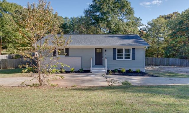 24 Springbrook Court