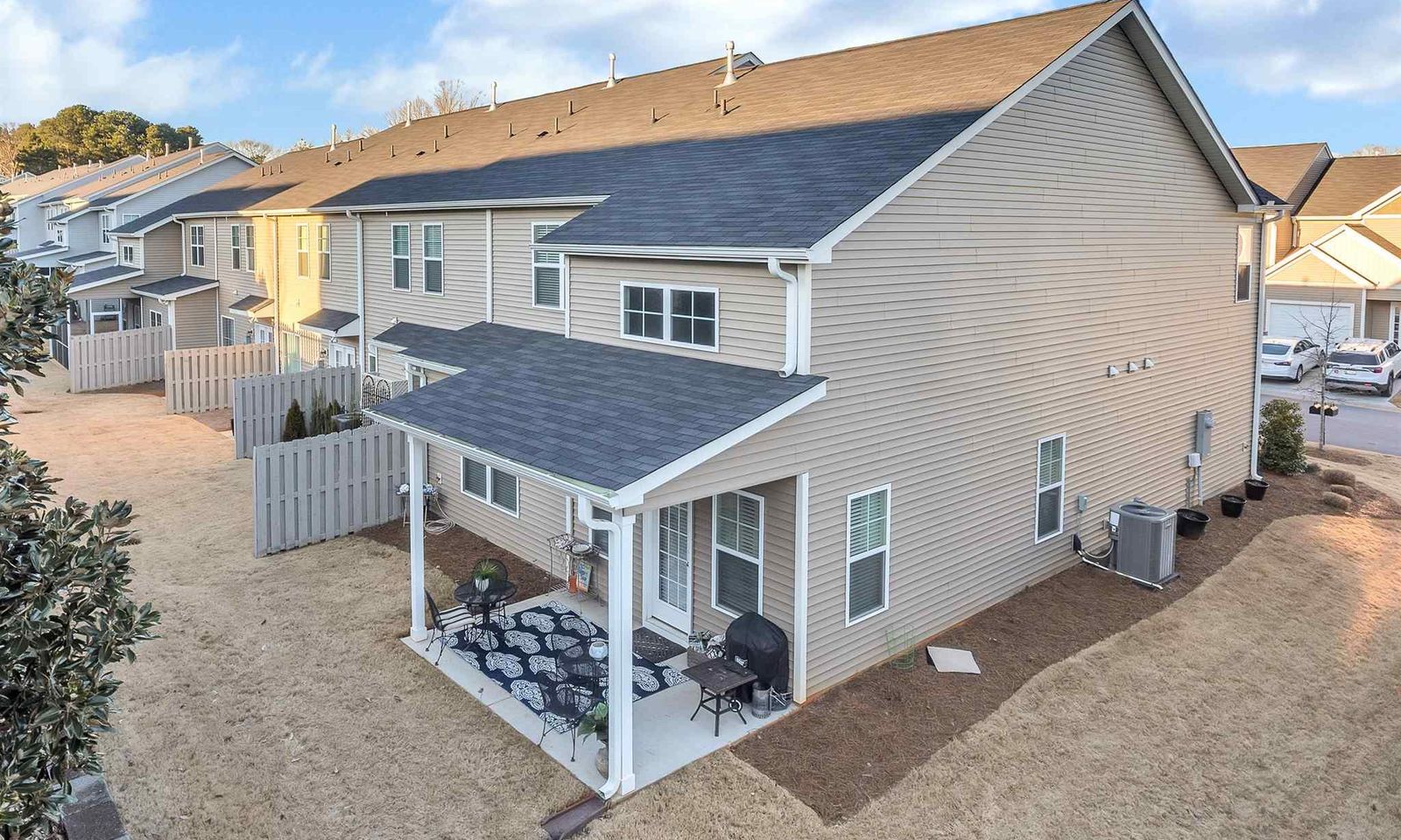 Property image 3 at 818 Stonebriar Street, Simpsonville, SC 29681-6936