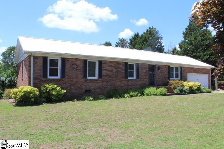 Property image 1 at 13 Breazeale Drive, Williamston, SC 29697
