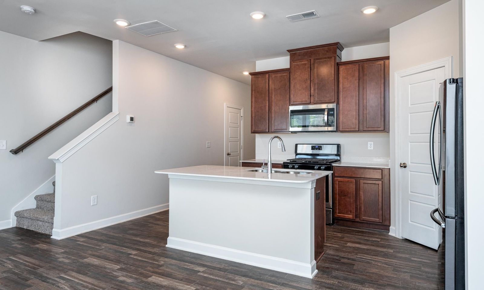 Property image 4 at 302 Matheson Road, Greenville, SC 29617