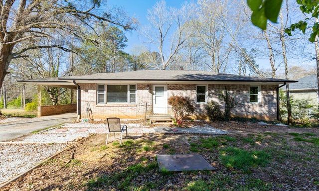 1100 Royal Summit Drive