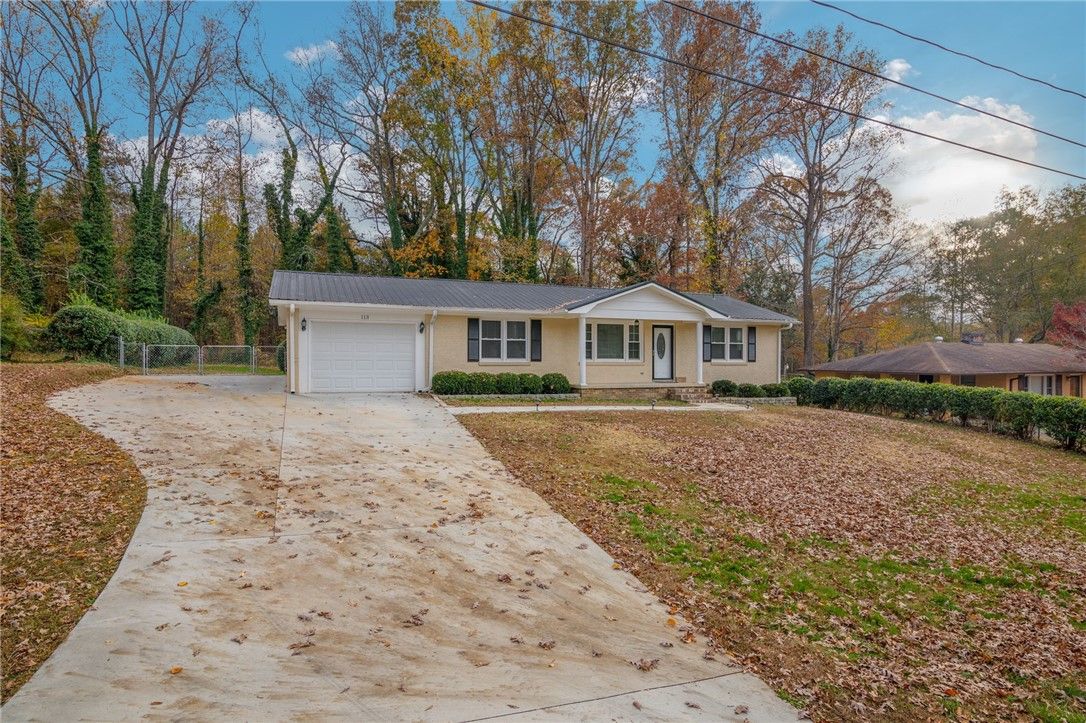 Property image 3 at 113 Elizabeth Drive, Piedmont, SC 29673