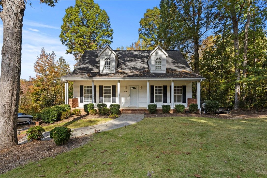 Main image of property at 504 Ridgeway Court, Easley, SC 29640
