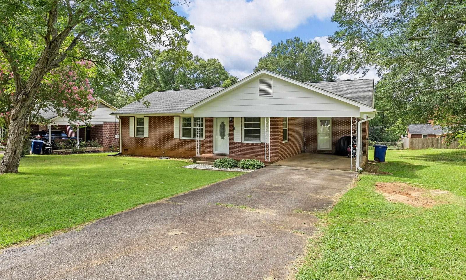 Property image 4 at 104 1st Avenue, Spartanburg, SC 29302