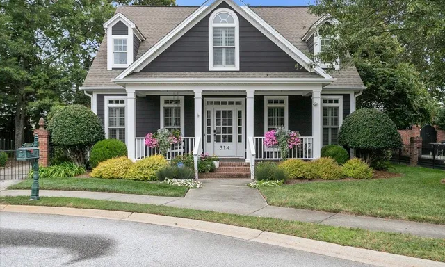 316 Newfort Place