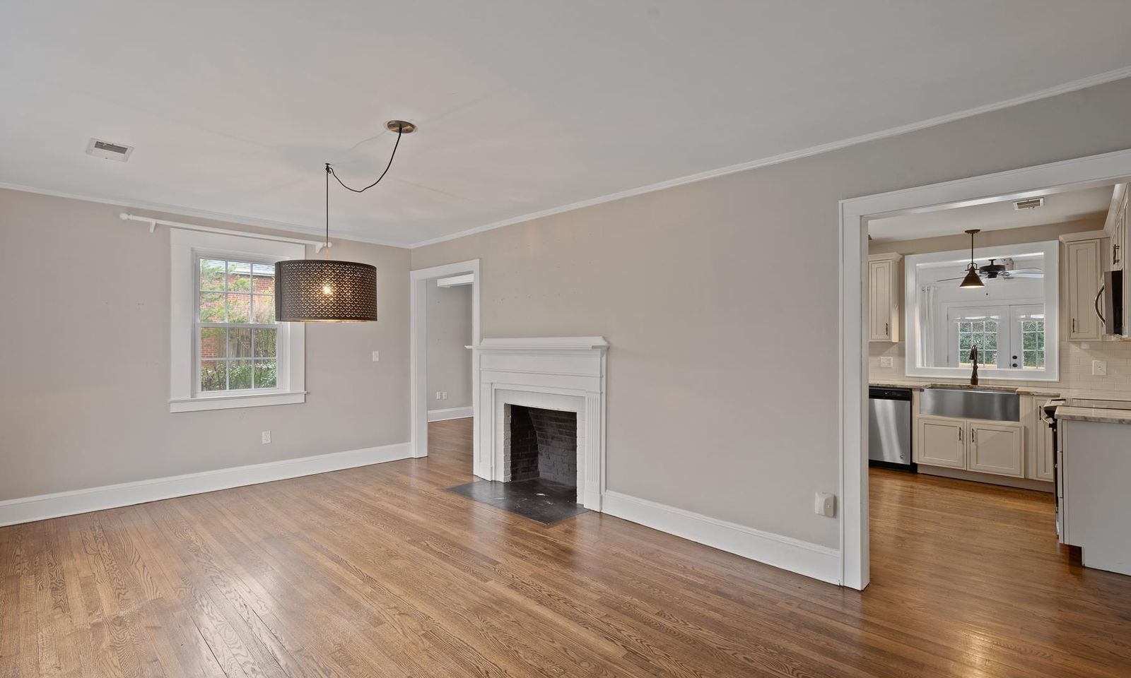Property image 5 at 140 Batesview Drive, Greenville, SC 29607