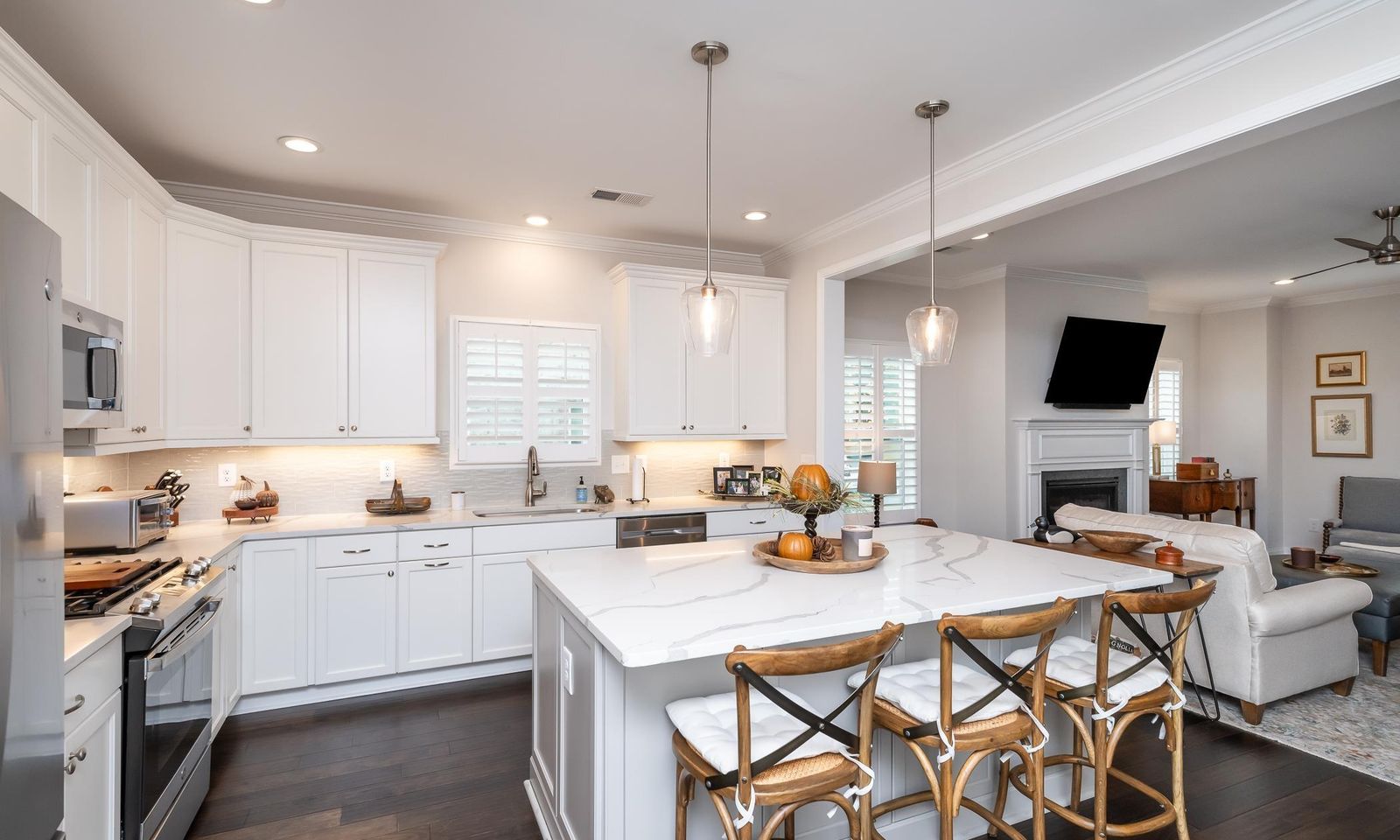 Property image 4 at 320 Danvers Road, Greenville, SC 29607