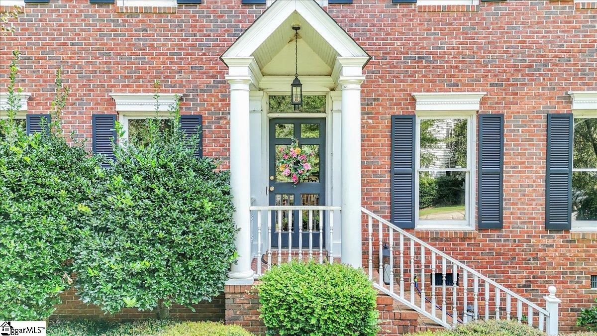 Property image 4 at 42 Oak Crest Court, Greenville, SC 29605