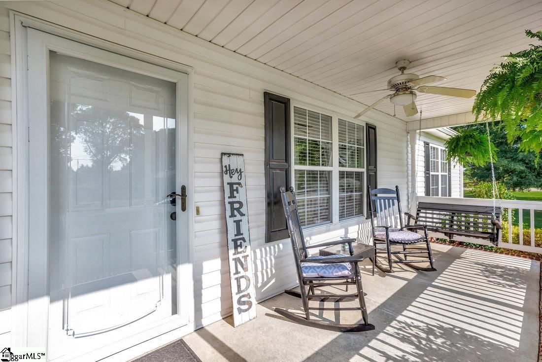 Property image 2 at 100 Ridge Drive, Williamston, SC 29697