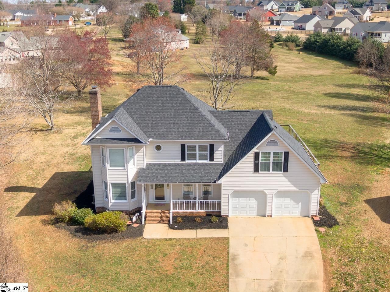 Main image of property at 25 Midland Court, Taylors, SC 29687