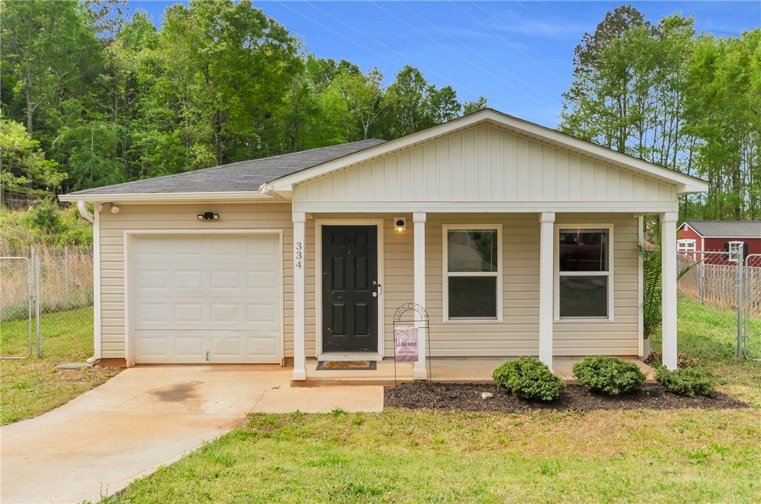 Cedar Ridge, Anderson Community