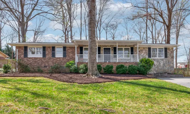 306 Richmond Drive
