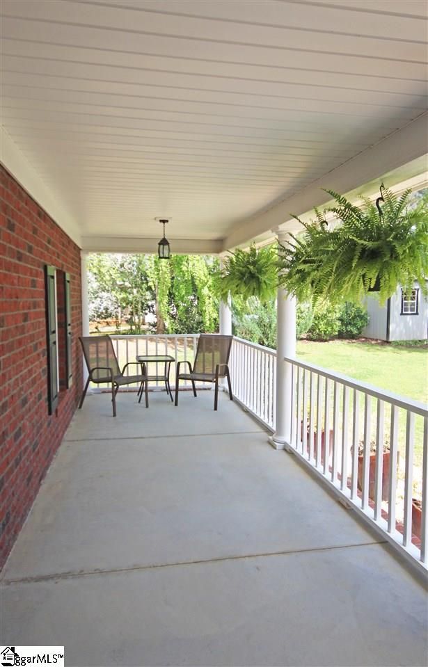 Property image 5 at 115 Lake Robinson Pointe, Greer, SC 29651