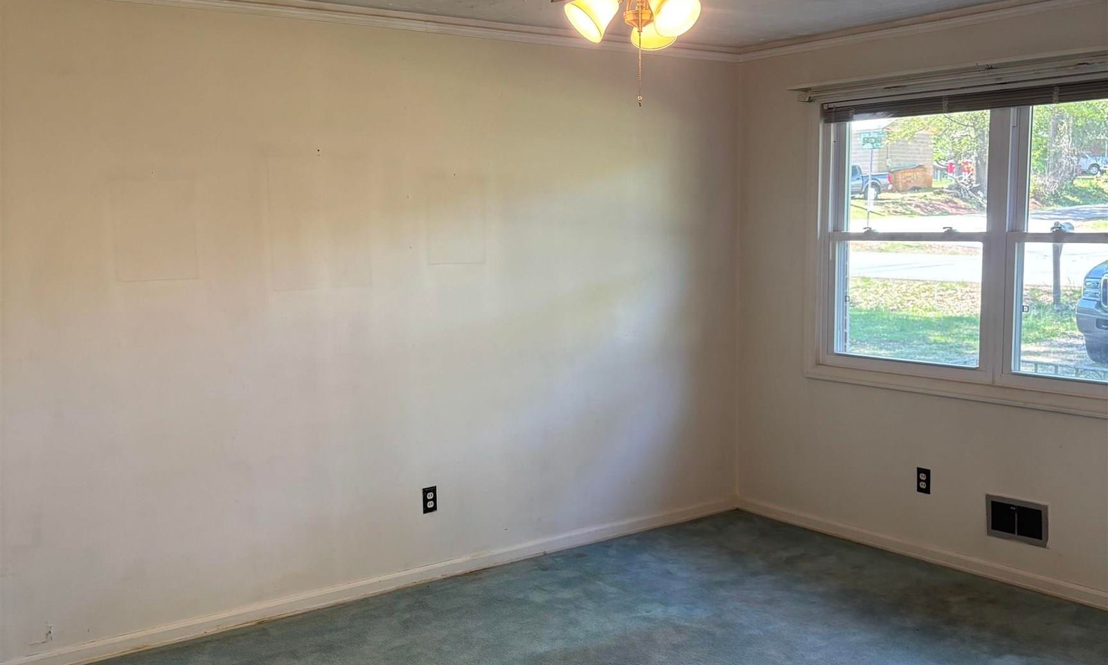 Property image 5 at 203 Sulphur Springs Drive, Greenville, SC 29617