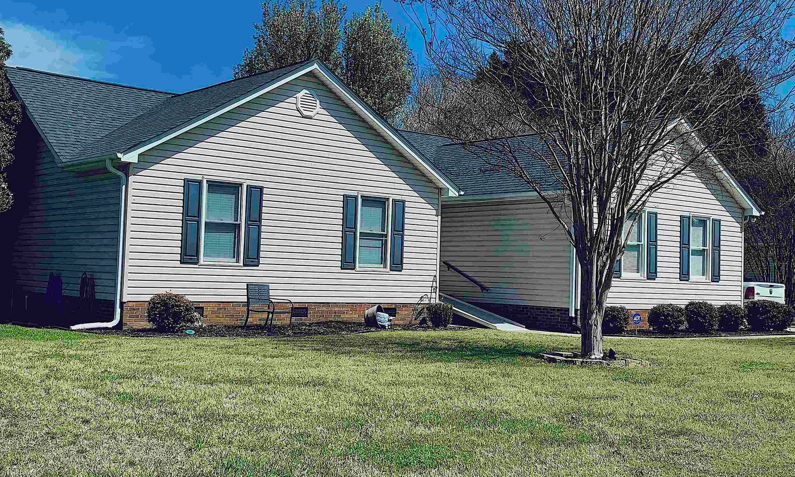Property image 3 at 100 Tearose Lane, Simpsonville, SC 29681