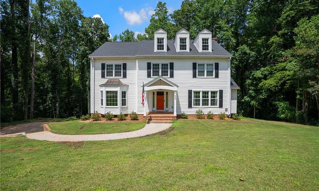 312 Heathwood Lane