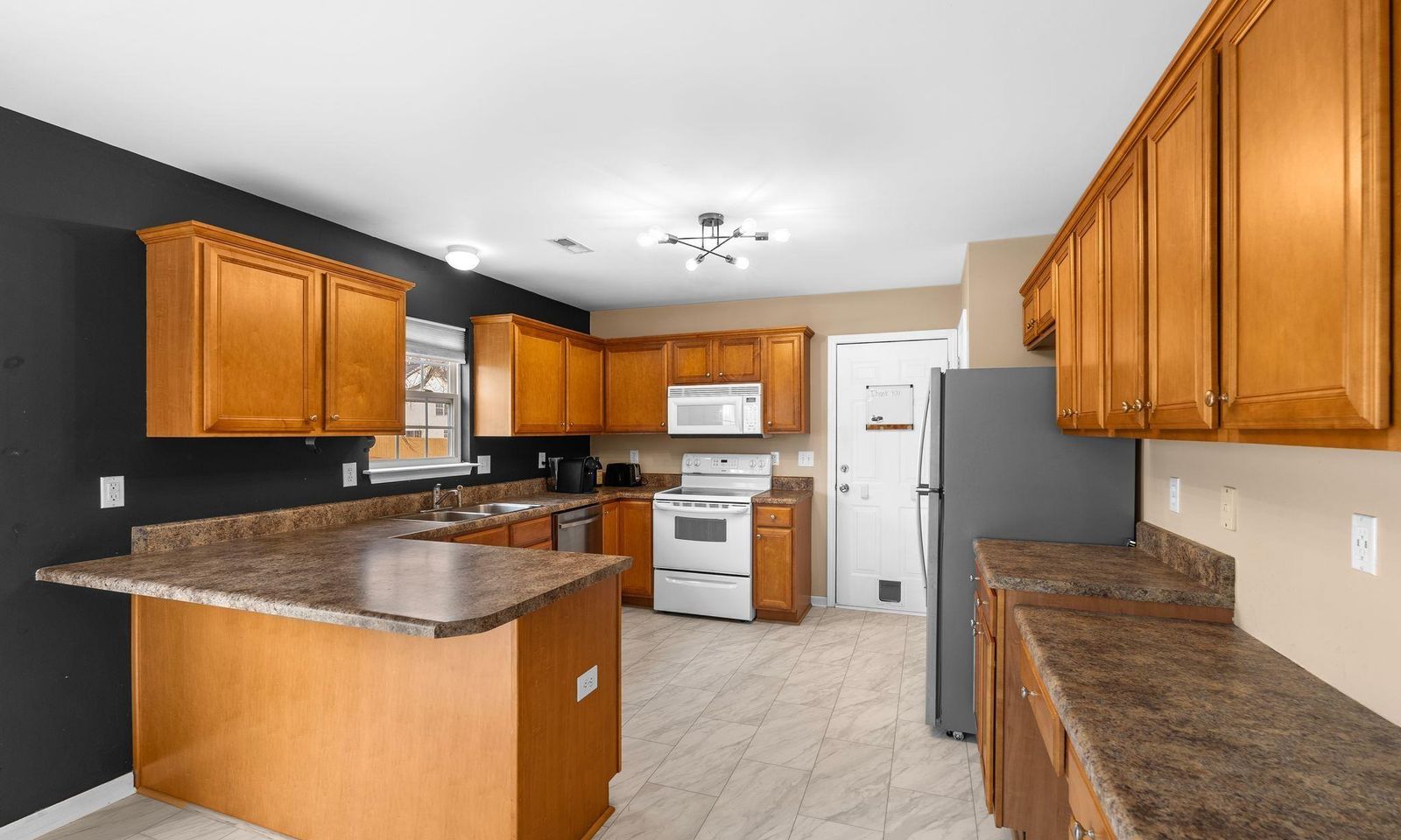 Property image 3 at 100 Maximus Drive, Greer, SC 29651