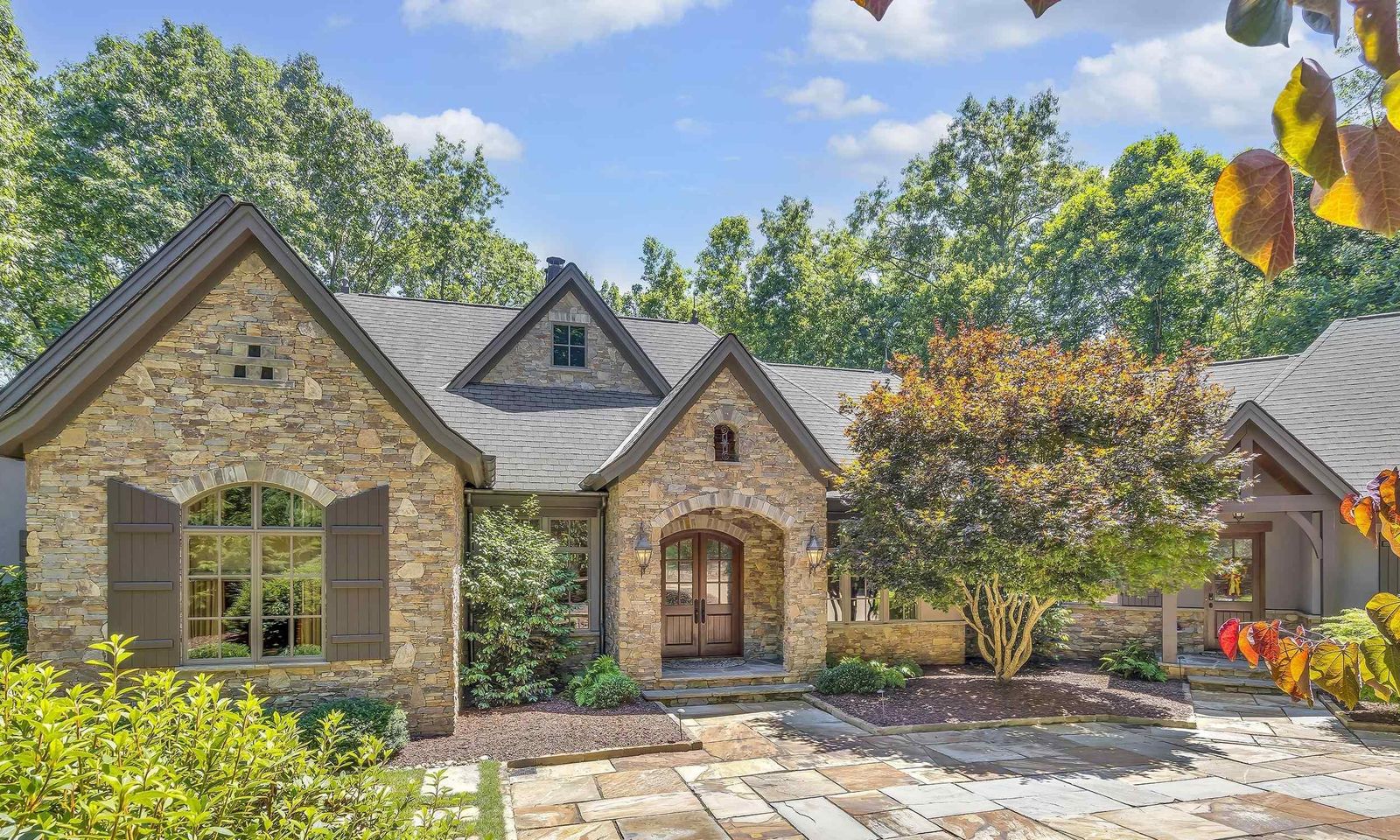 Property image 1 at 15 Lookout Ridge Drive, Travelers Rest, SC 29690