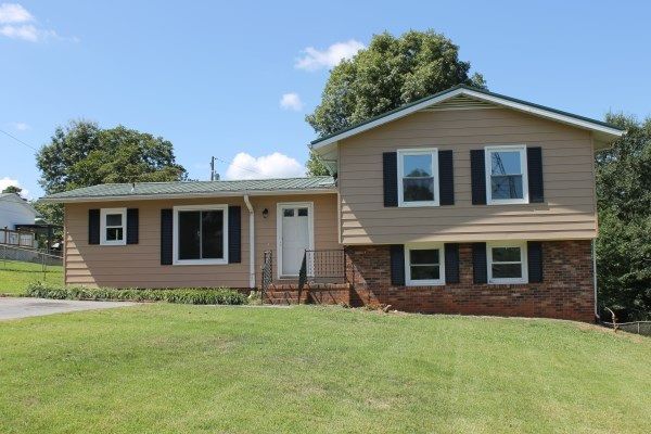 Property image 1 at 413 Westchester Road, Easley, SC 29640-0000