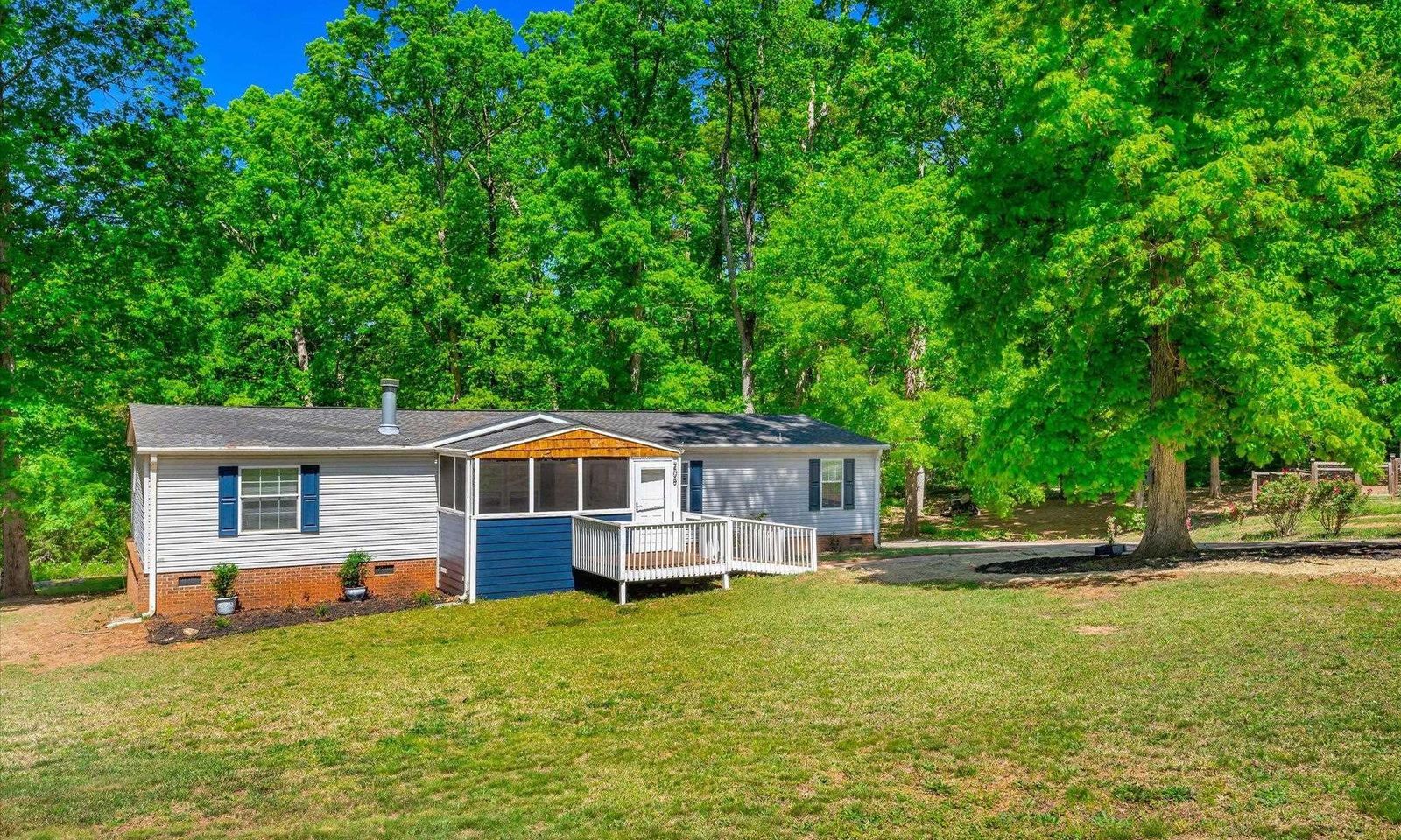 Property image 1 at 208 TYLER Court, Easley, SC 29642
