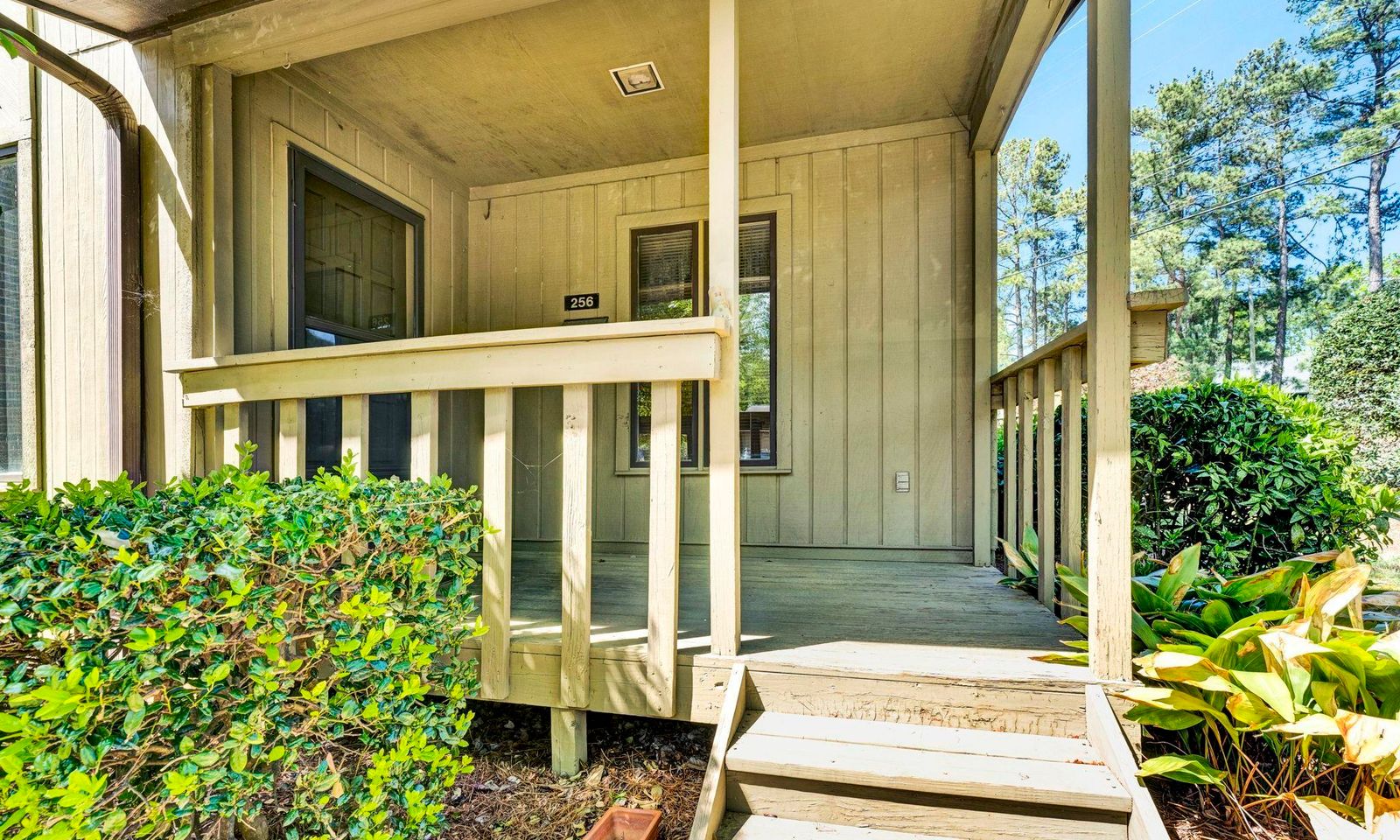 Property image 3 at 256 Ingleside Way, Greenville, SC 29615