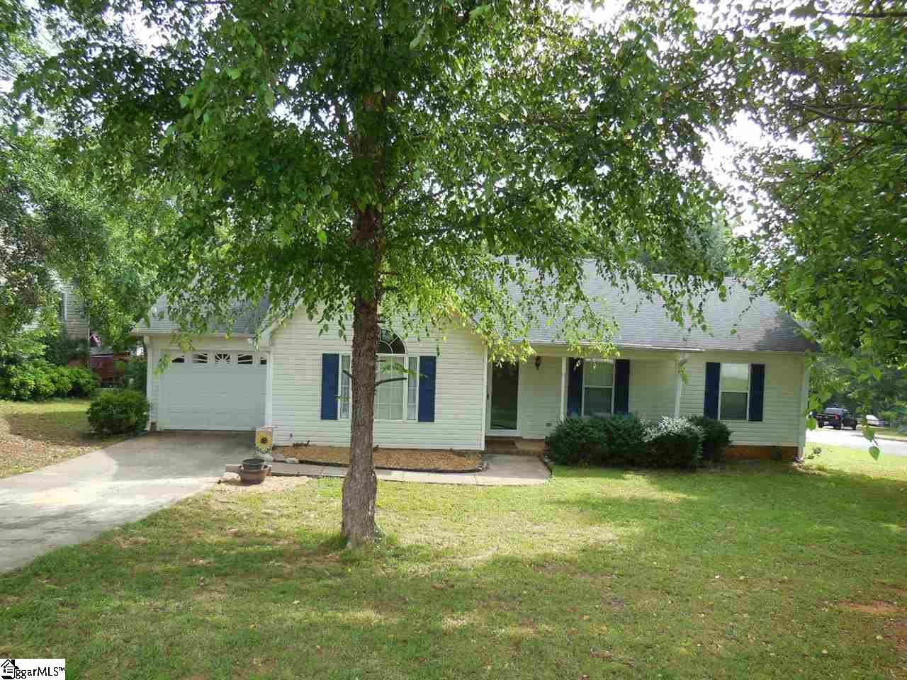 Property image 2 at 175 Poplar Creek Drive, Spartanburg, SC 29303