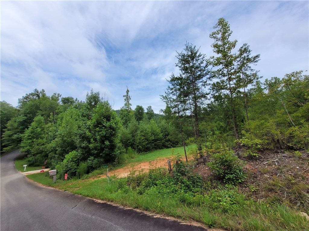 Property image 5 at 204 Laurel Hill Drive, Walhalla, SC 29691