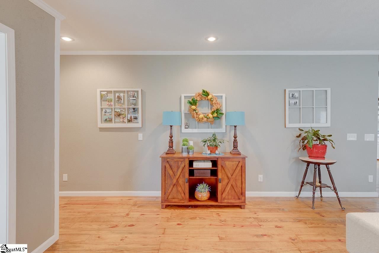 Property image 4 at 247 Perry Road, Greer, SC 29651