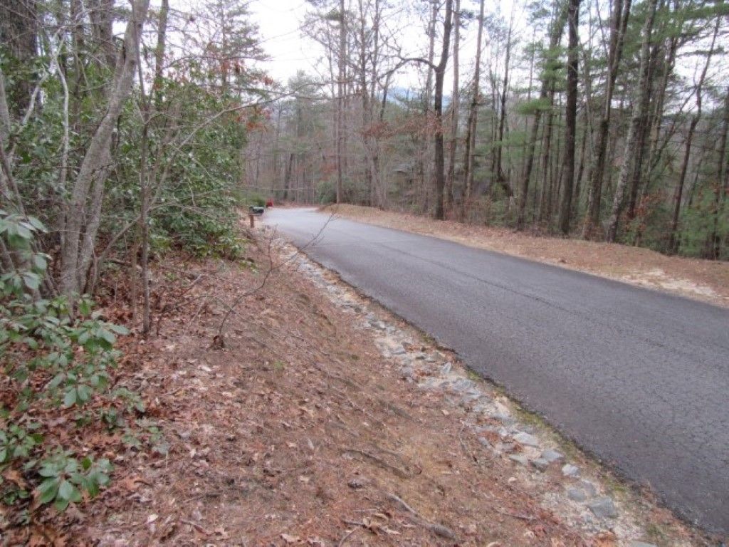 Property image 2 at 430 Whispering Falls Drive, Pickens, SC 29671