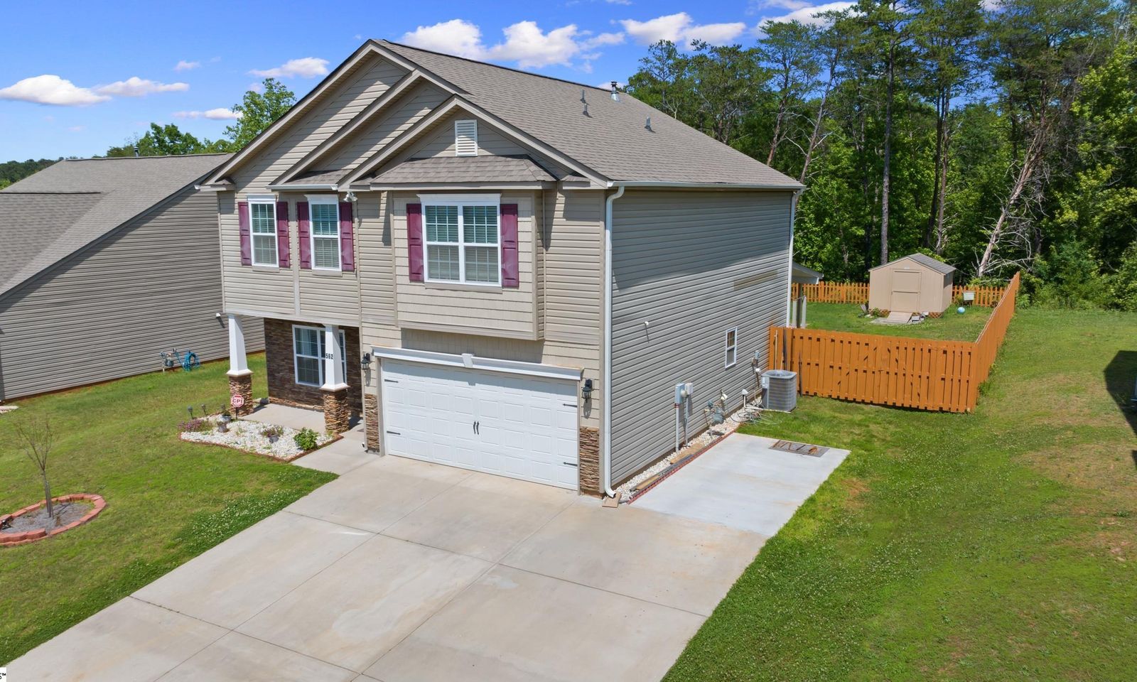 Property image 3 at 562 Falls Cottage Run, Boiling Springs, SC 29316