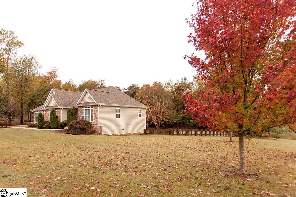 Property image 3 at 15 King Eider Way, Taylors, SC 29687