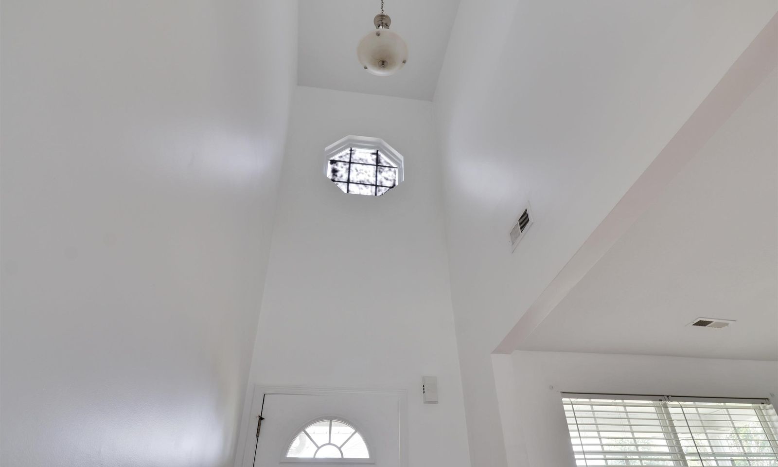 Property image 2 at 324 Cool Embers Lane, Boiling Springs, SC 29316