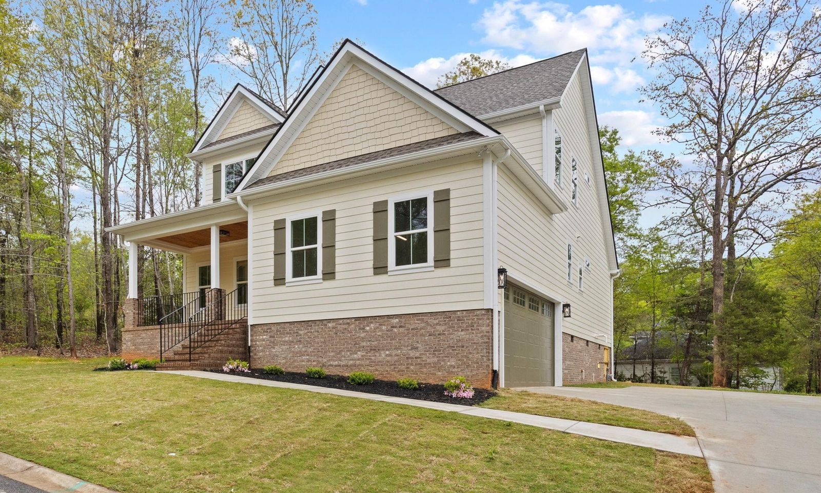 Property image 3 at 135 Old Compton Street, Pendleton, SC 29670