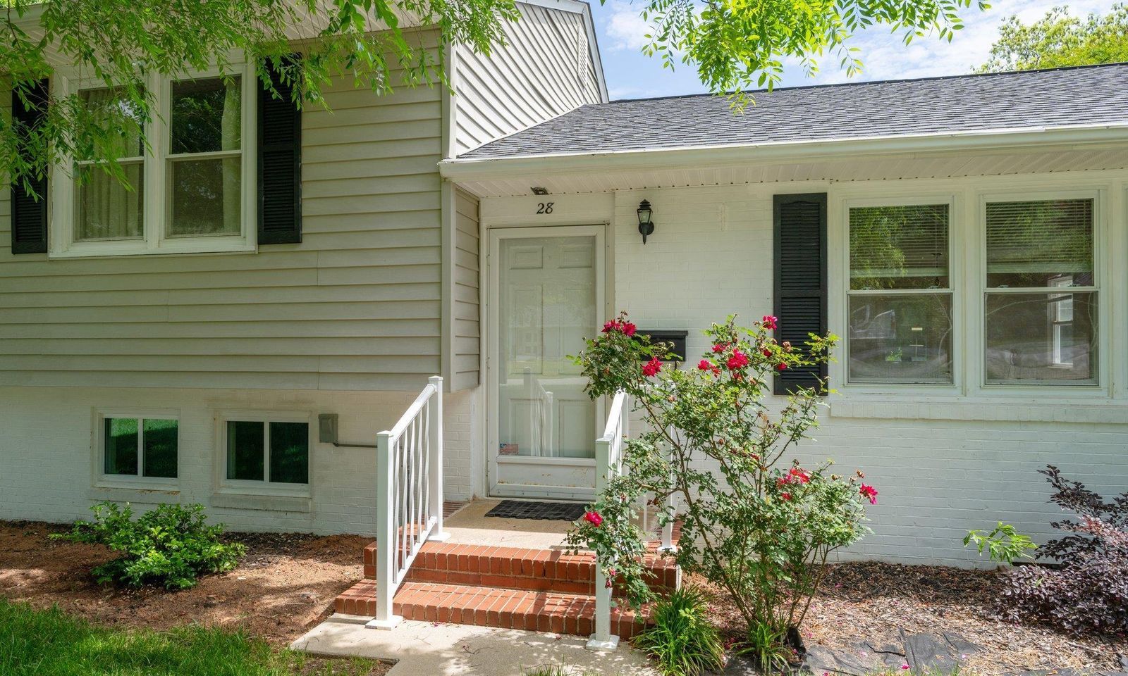 Property image 4 at 28 Lullwater Road, Greenville, SC 29607